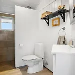 6 Bedroom Cozy In Дом отдыха *