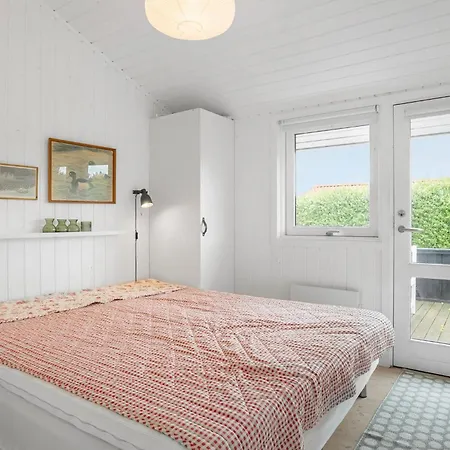 6 Bedroom Cozy In Дом отдыха Оттеруп