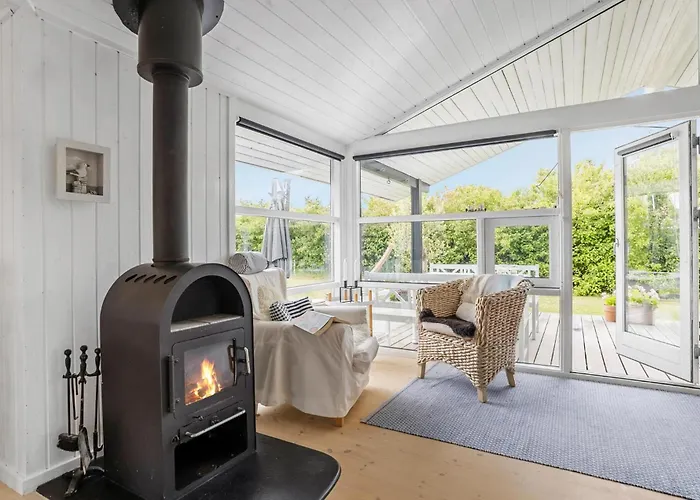6 Bedroom Cozy In